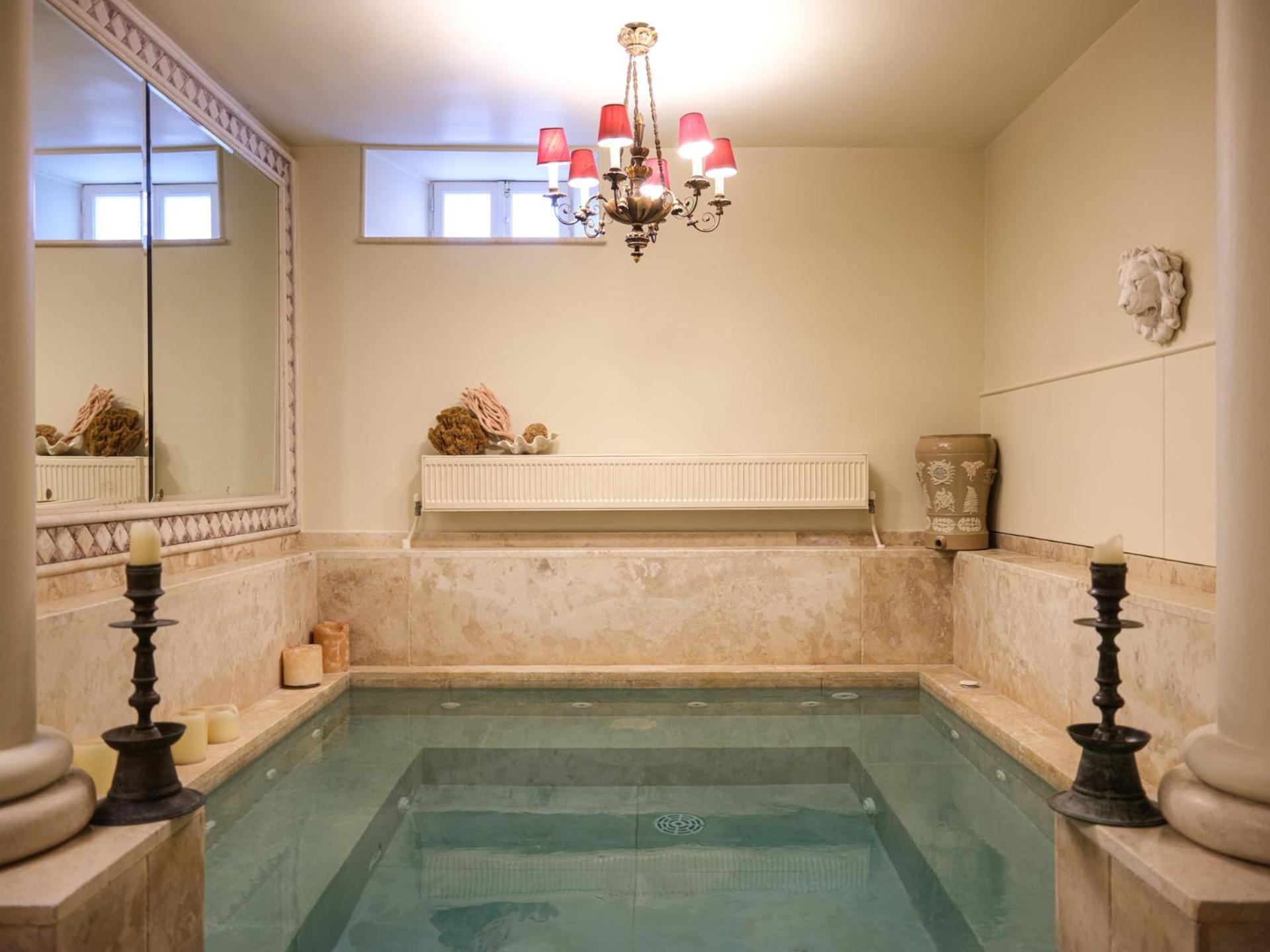Villa 3br Venetian-style In Centre Mytilíni