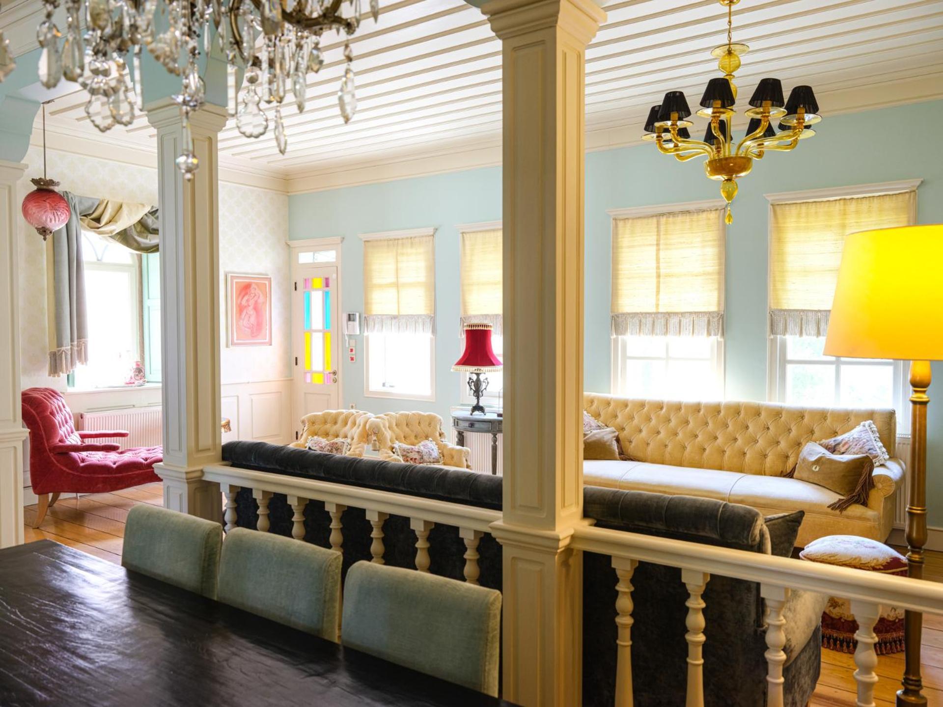 3br Venetian-style In Centre Mytilíni