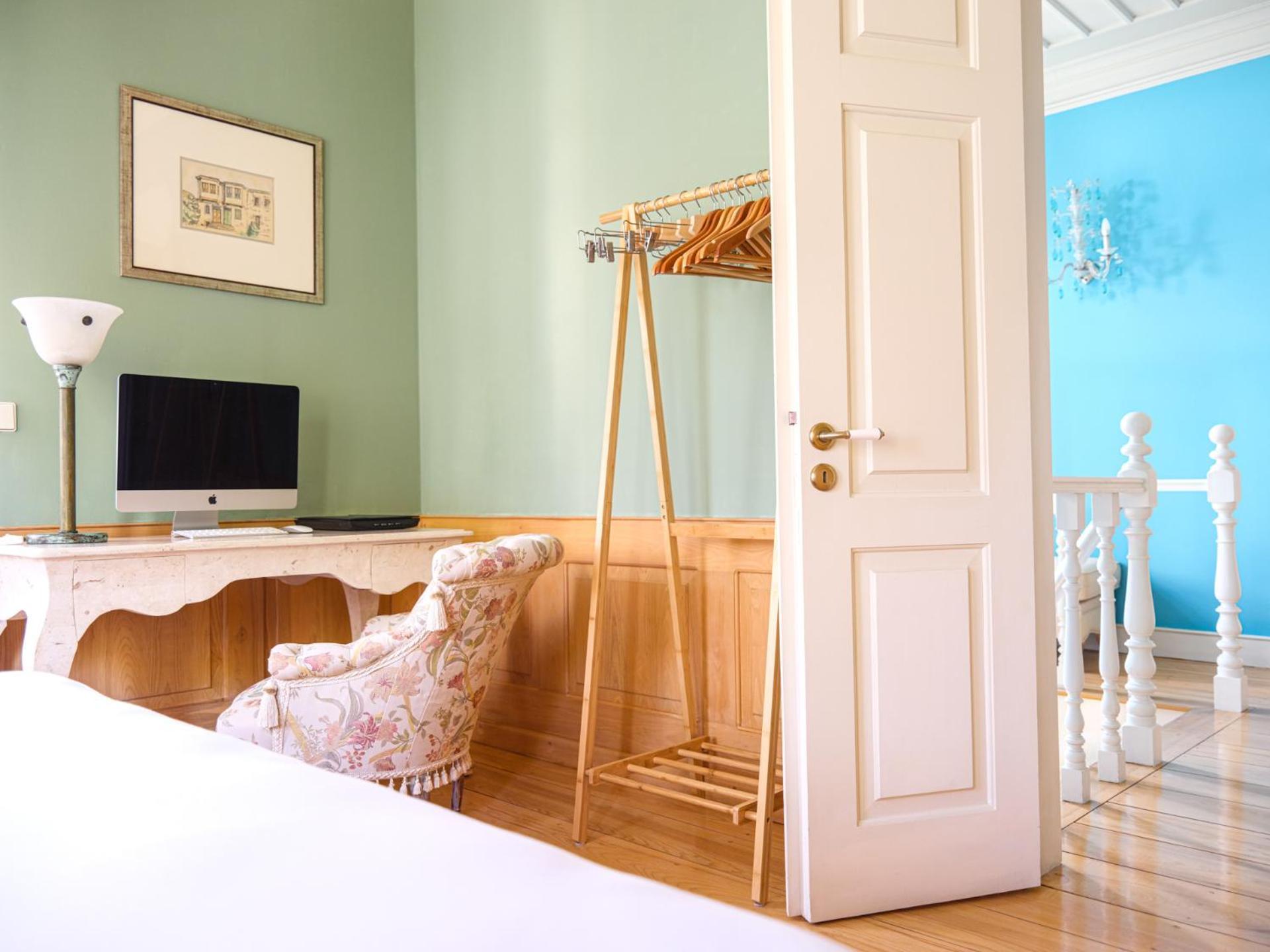 Villa 3br Venetian-style In Centre